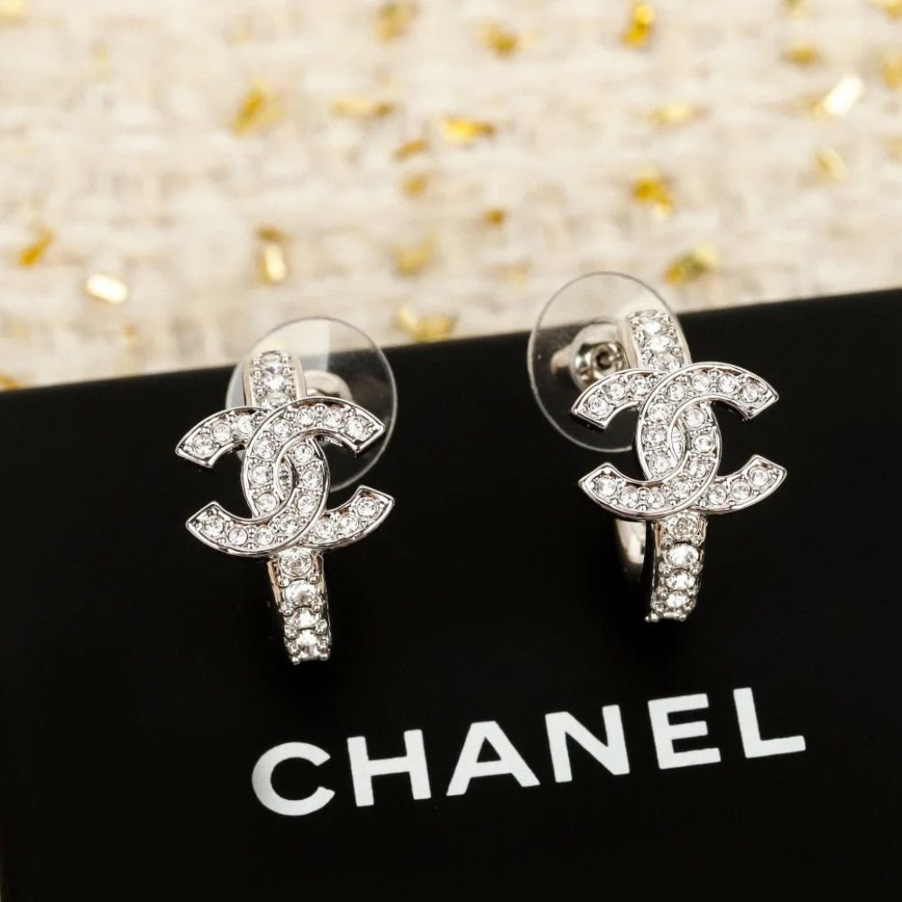 25S SNS映え確実！【CHANEL】ピアス フープ シルバー 大人気 (CHANEL